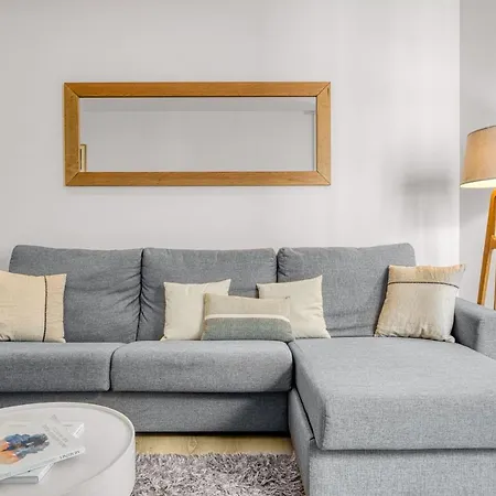 Always Easy I Arroka Apartment